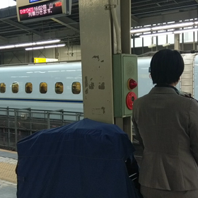 新幹線パーサー敬意のお辞儀　①の画像