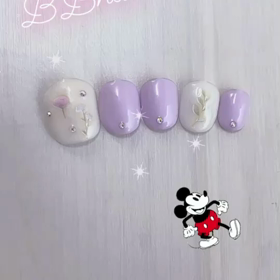 フットネイルの画像