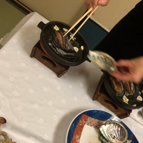 活きアワビの踊り焼き〜生のアワビを目の前での画像
