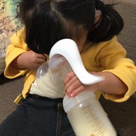 授乳、第二の母の画像