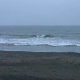 9月9日千葉北、東浪見の朝の波の画像