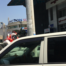 タクシーから見るヤンゴン経済成長の様子@ジャンクションスクエアの画像