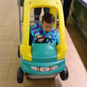 ハンドルさばきはいっちょまえの画像