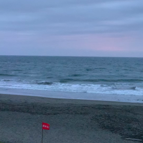 8月4日千葉北、東浪見の朝の波の画像