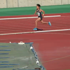 ６年男子1000m第５組③の画像