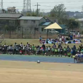 越谷男子1000m３組目①の画像