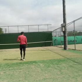 壁打ちでスマッシュ練習の画像