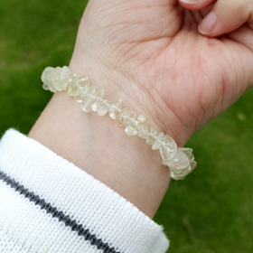 リビアングラスのさざれブレスレットの画像