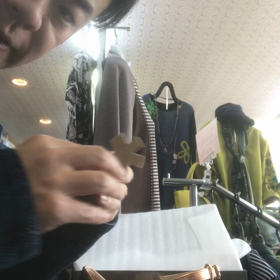 社交ダンスシューズのヒールカバーの付け方の画像