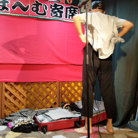 「裸にシャツ♪・・・」の画像