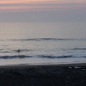 8月25日千葉北、東浪見の朝の波の画像