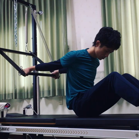 肩甲骨の動きをよくするエクササイズの画像