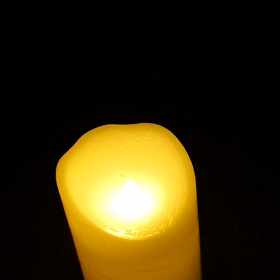 スリーコインズで買ったろうそく風キャンドルの画像