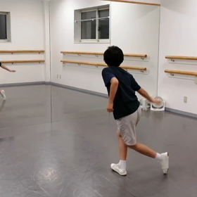 小３　その３　BTSの画像