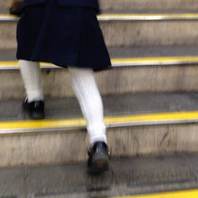 階段をのぼるの画像