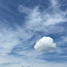 雲を見ながら…の画像