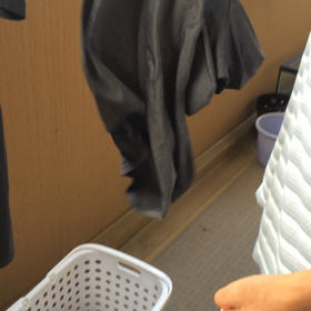 家事は最高のリハビリ【洗濯編】（シャツをハンガーに）の画像