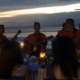 サンセットディナーでビートルズの画像