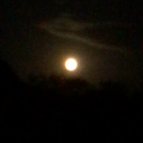 スーパームーンの画像