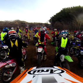 日曜日のレースの画像