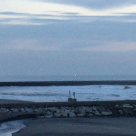 11月17日千葉北、東浪見の朝の波の画像