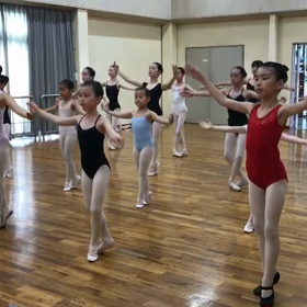 知恵を絞って皆で解決の画像