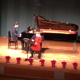 初めてのピアノ発表会の画像