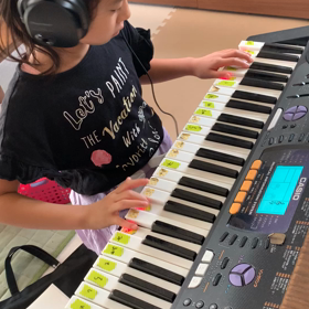 姉様のピアノ練習の画像