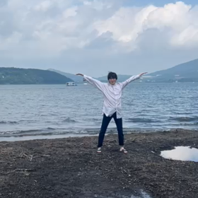 後1ヶ月　小泉光咲の画像