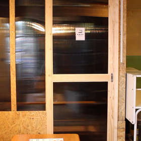 半自動ドアの画像