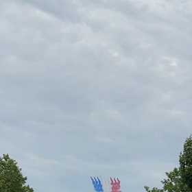 フランスパリ❤︎革命記念日❤︎飛行機ショー✈︎凱旋門上の画像