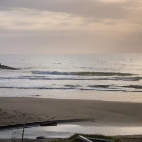 5月10日千葉北、東浪見の朝の波の画像