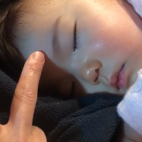 眠くて眠くて…起きられない❣️の画像