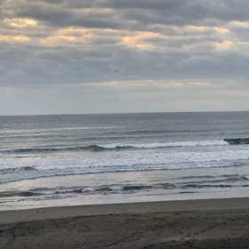 1月21日千葉北、東浪見の朝の波の画像