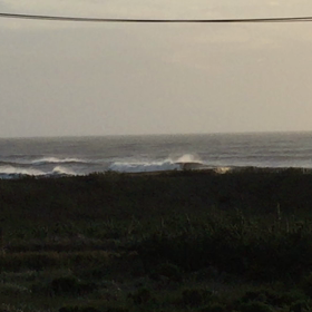 10月1日千葉北、東浪見の朝の波の画像