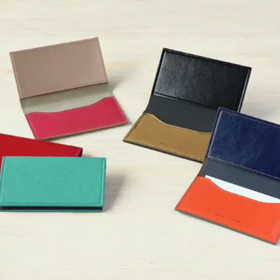 セパレートダイアリーのカバーとお揃いの名刺入れ販売中の画像