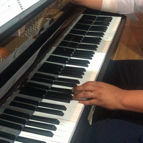 披露宴でピアノ演奏①の画像