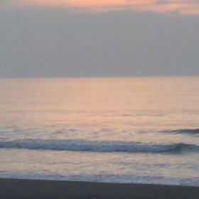 7月16日千葉北、東浪見の朝の波の画像