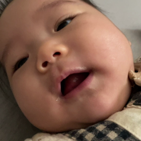 くちびるブブブブブ〜にはまる巨大児の画像