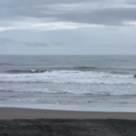 10月17  日千葉北、東浪見の朝の波の画像