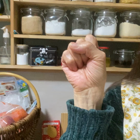 何かと忙しく動いてくれた今年の私の手️ おかげでとても楽しい一年になりました❣️の画像