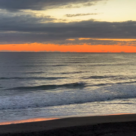1月2日千葉北、東浪見の朝の波の画像