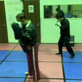 ミット始めの画像