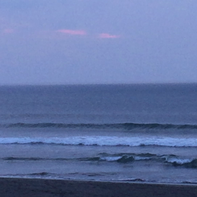 7月17日千葉北、東浪見の朝の波の画像