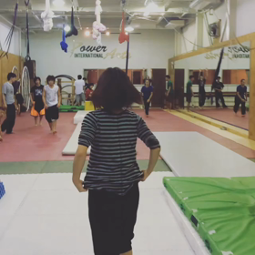 アクロバット動画★の画像