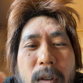 アーティストのアナスト名のってる変な奴の画像