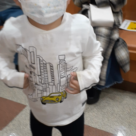 どこでも踊ってる自閉症息子の画像