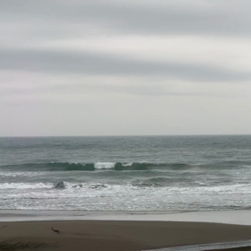 5月1日千葉北、東浪見の朝の波の画像