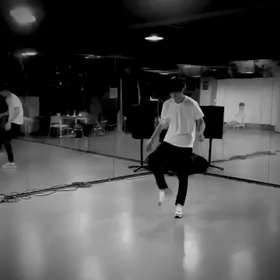 【ﾛﾐｵ】ヒョンギョン❤・室内で遊ぶ方法～公式ファンカフェ～の画像