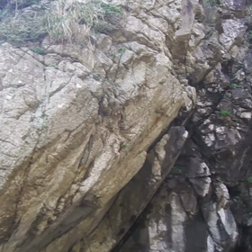 御厨人窟の画像